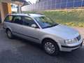 Volkswagen Passat 1,9 TDI, B3 Kombi / Family Van - thumbnail 2