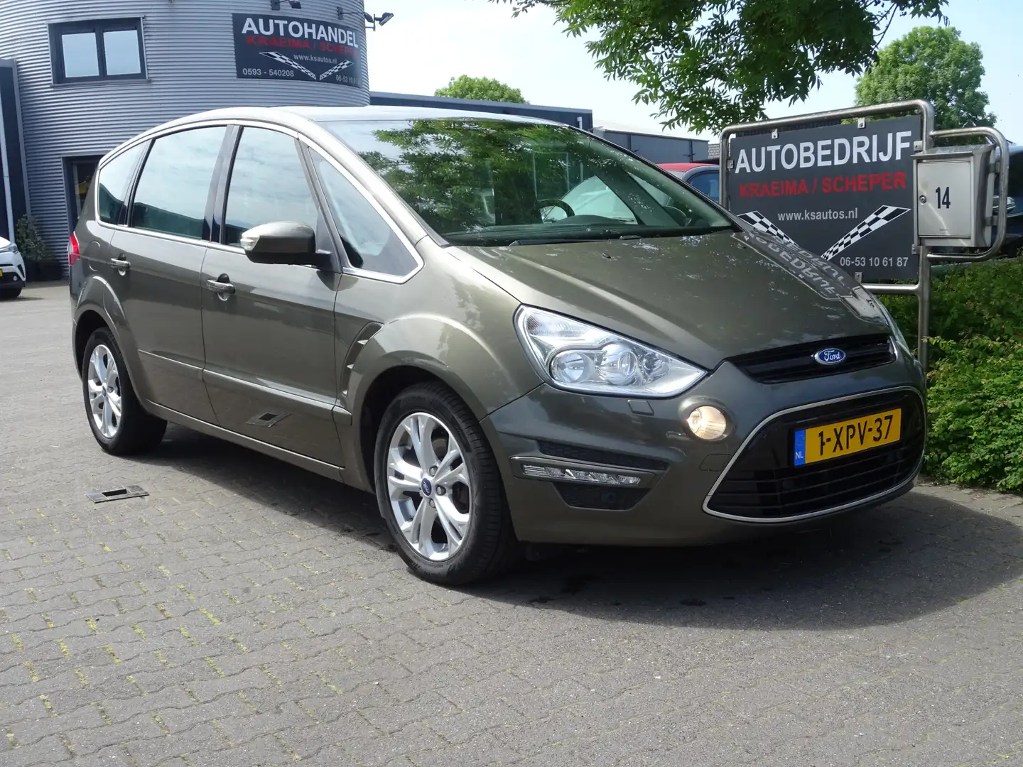 Ford S-Max 1.6 161PK EcoBoost Platinum Zelená - 1