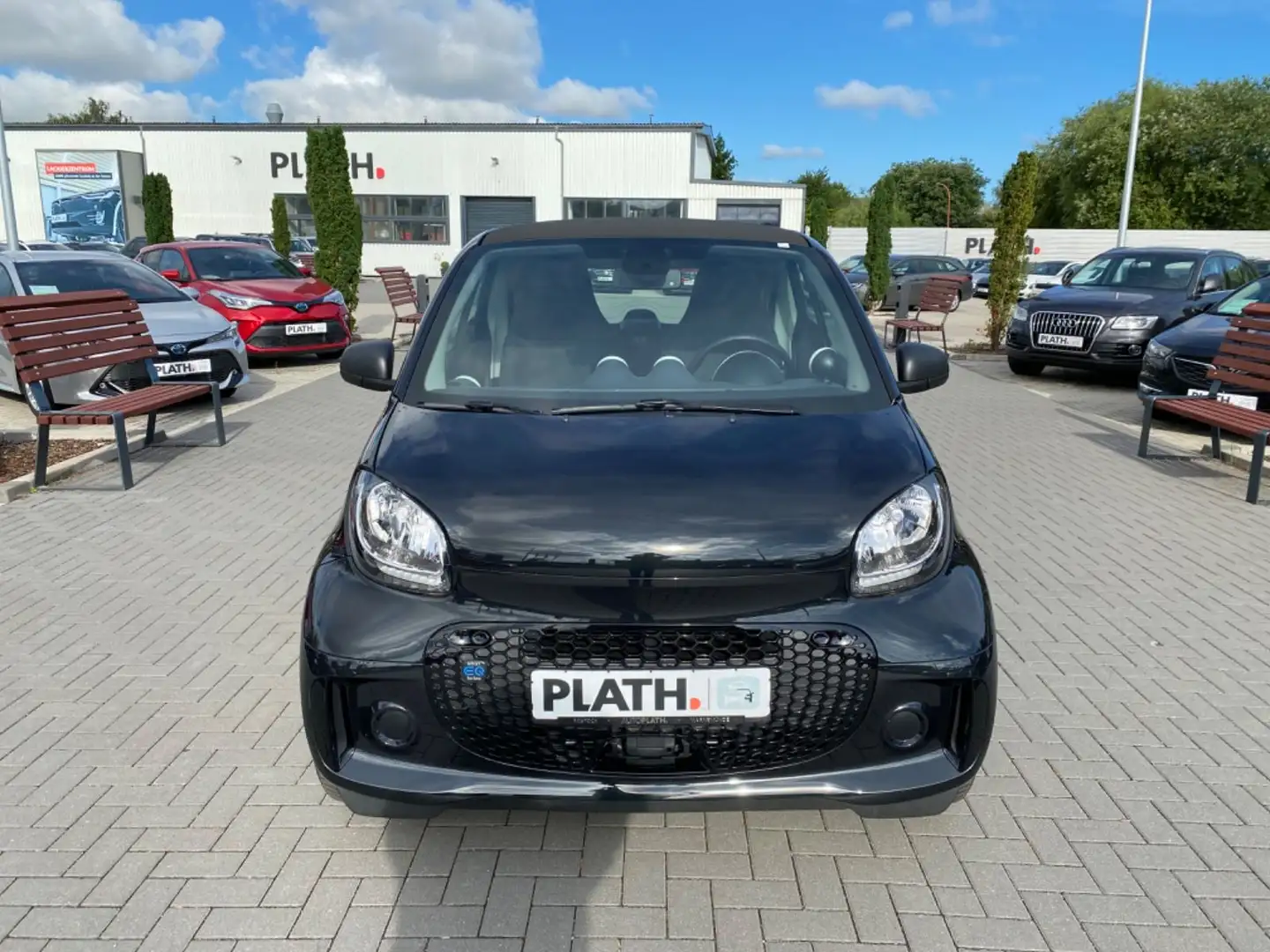 smart forTwo fortwo coupe electric drive / EQ Schwarz - 2