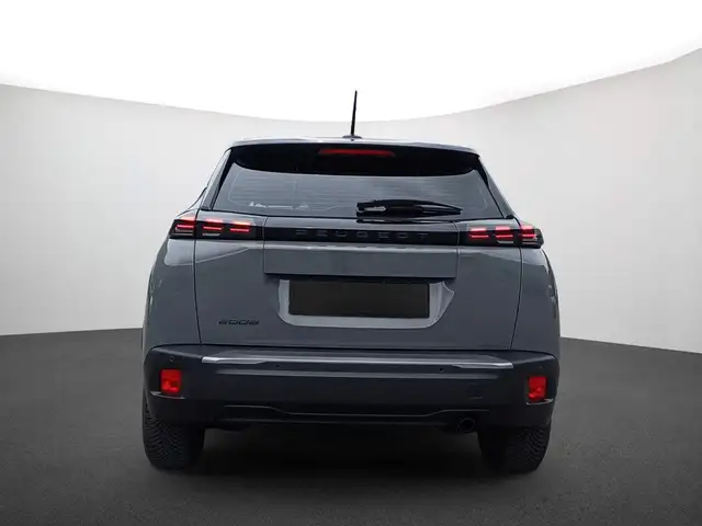 Peugeot 2008 view 3