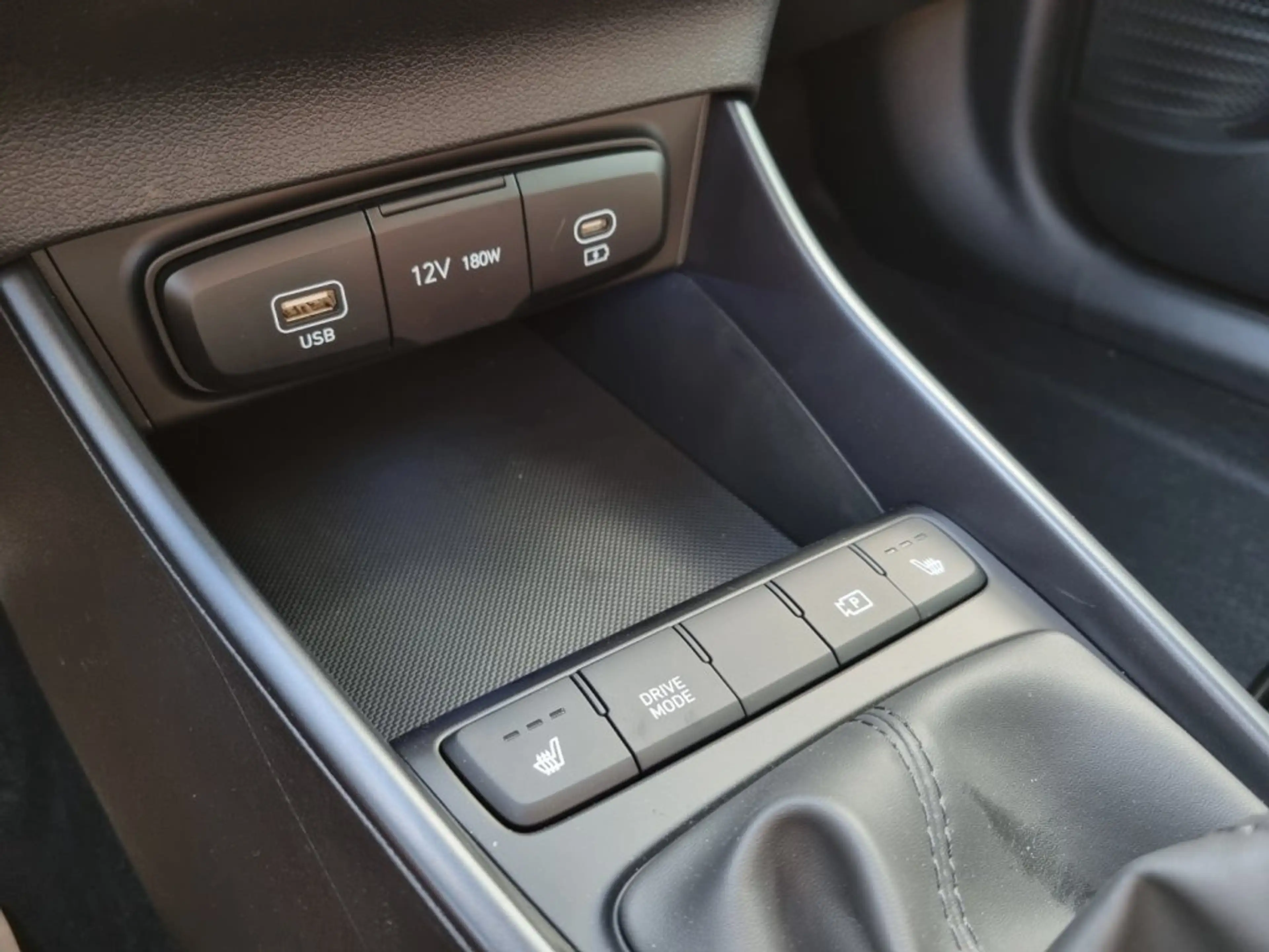 Hyundai BAYON Comfort Line 1.0 T-GDI y6bc1 — photo 12