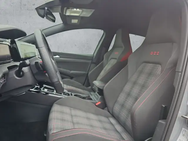 Volkswagen Golf view 12