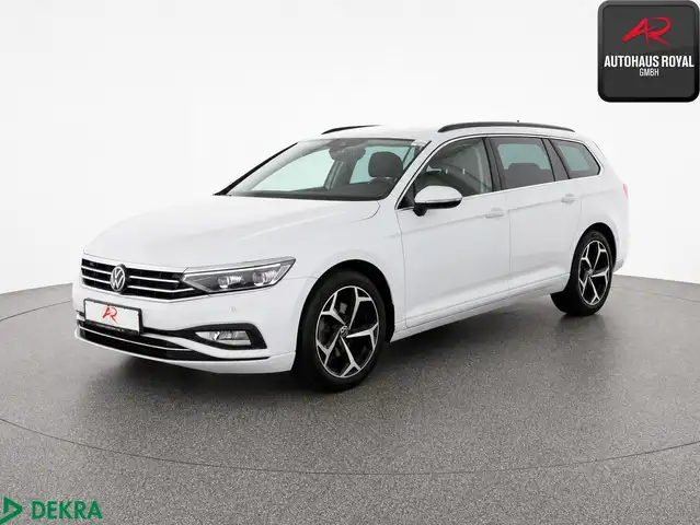 2023 Volkswagen Passat in White for sale