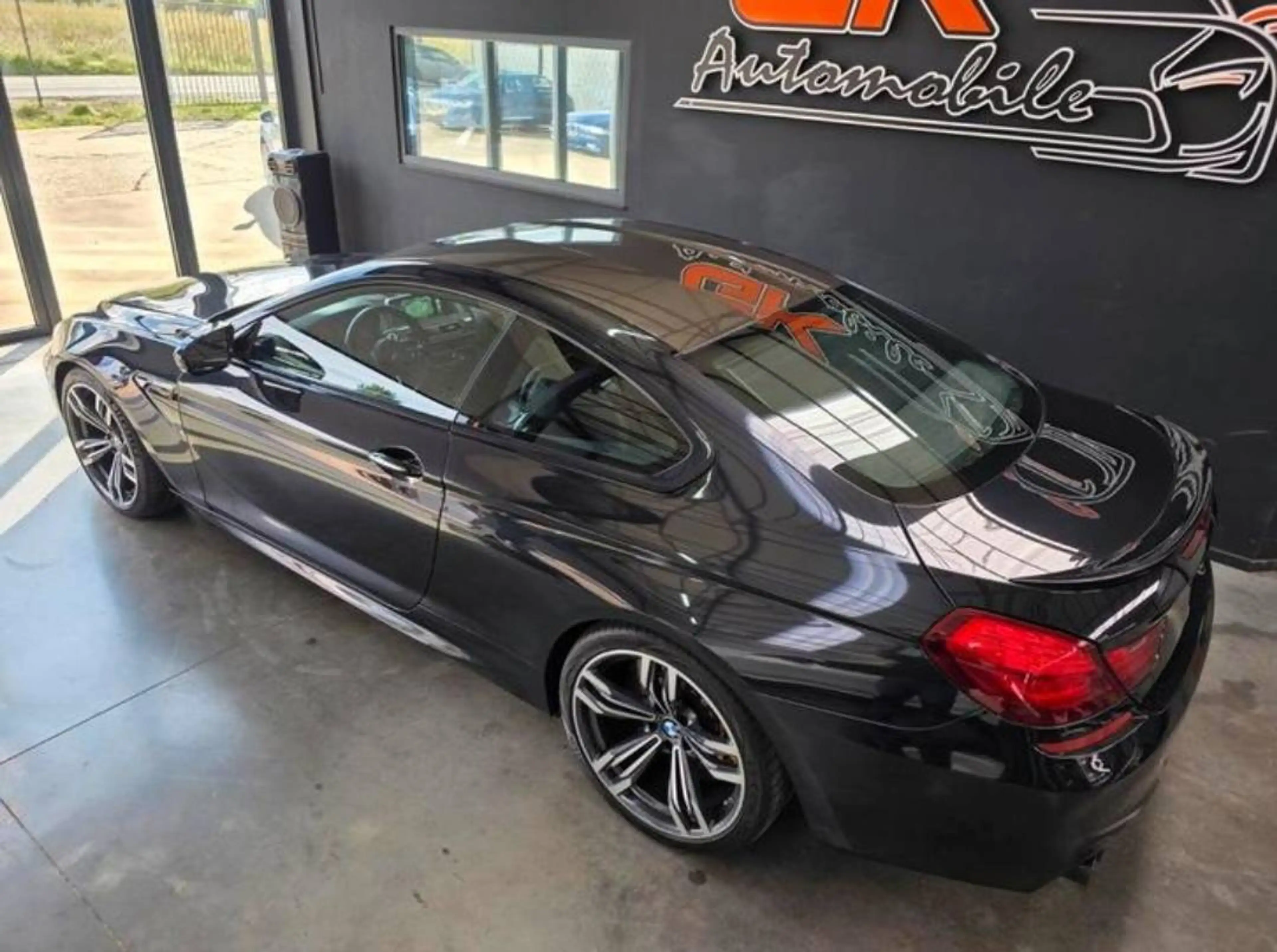 BMW M6 4.4i V8 COMPÉTITION PACKAGE // CERAMIC — photo 11