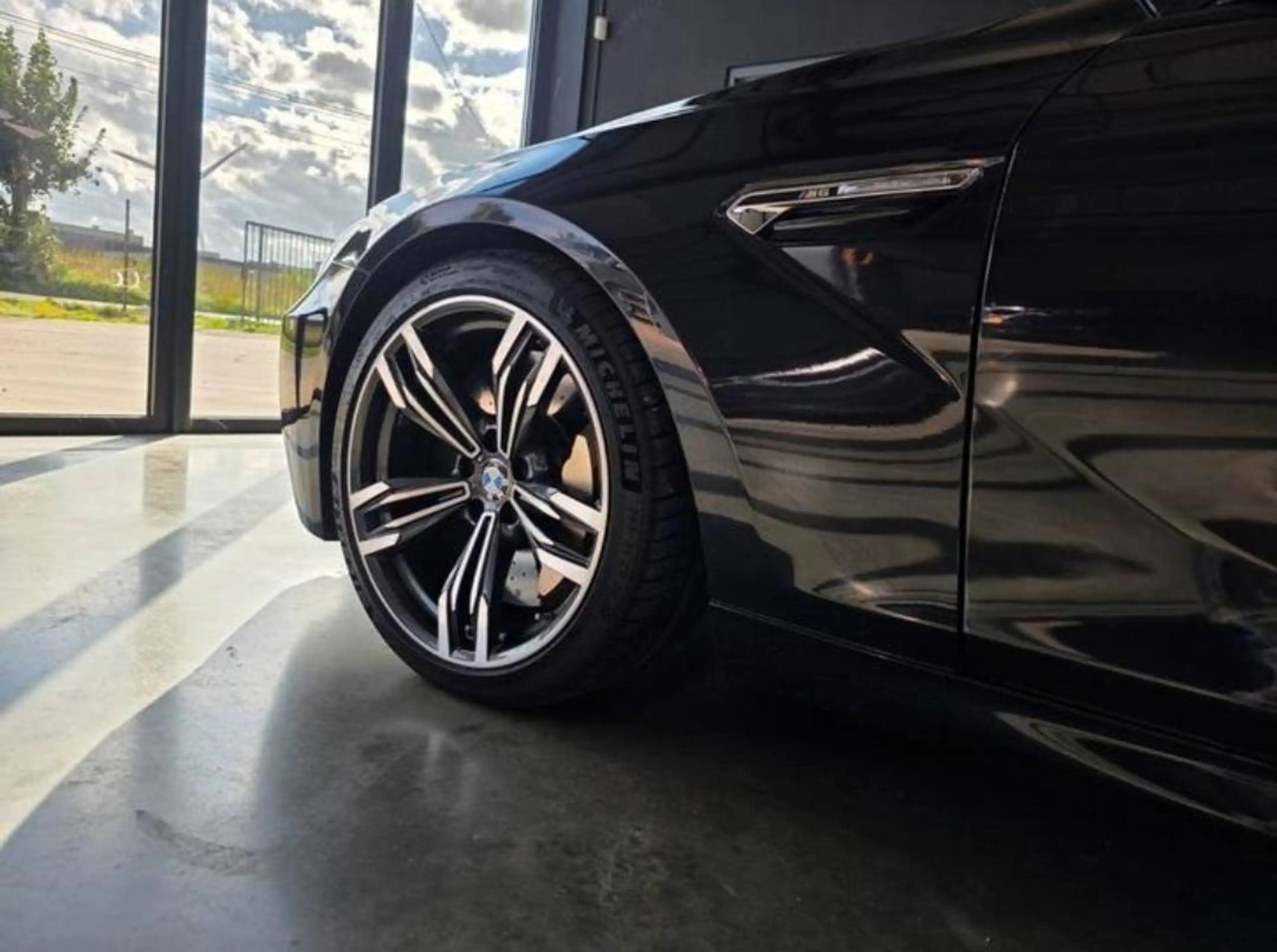 BMW M6 4.4i V8 COMPÉTITION PACKAGE // CERAMIC — photo 12