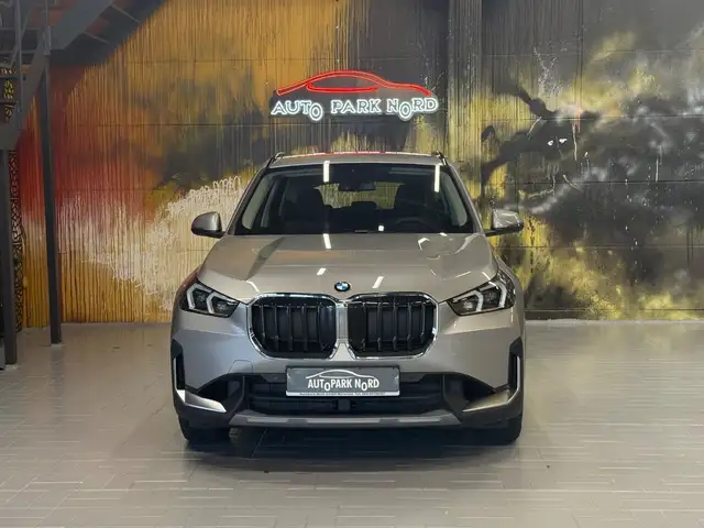 BMW X1 view 2
