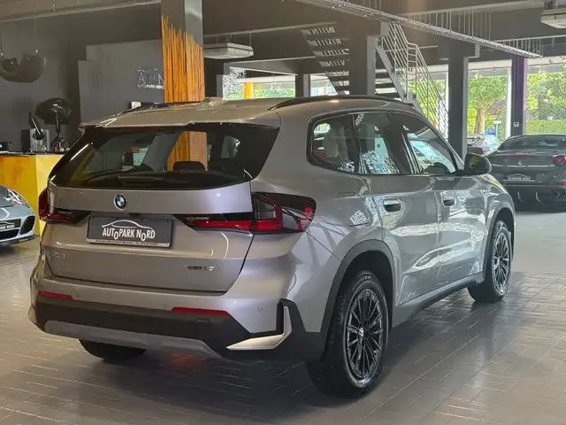 BMW X1 view 7