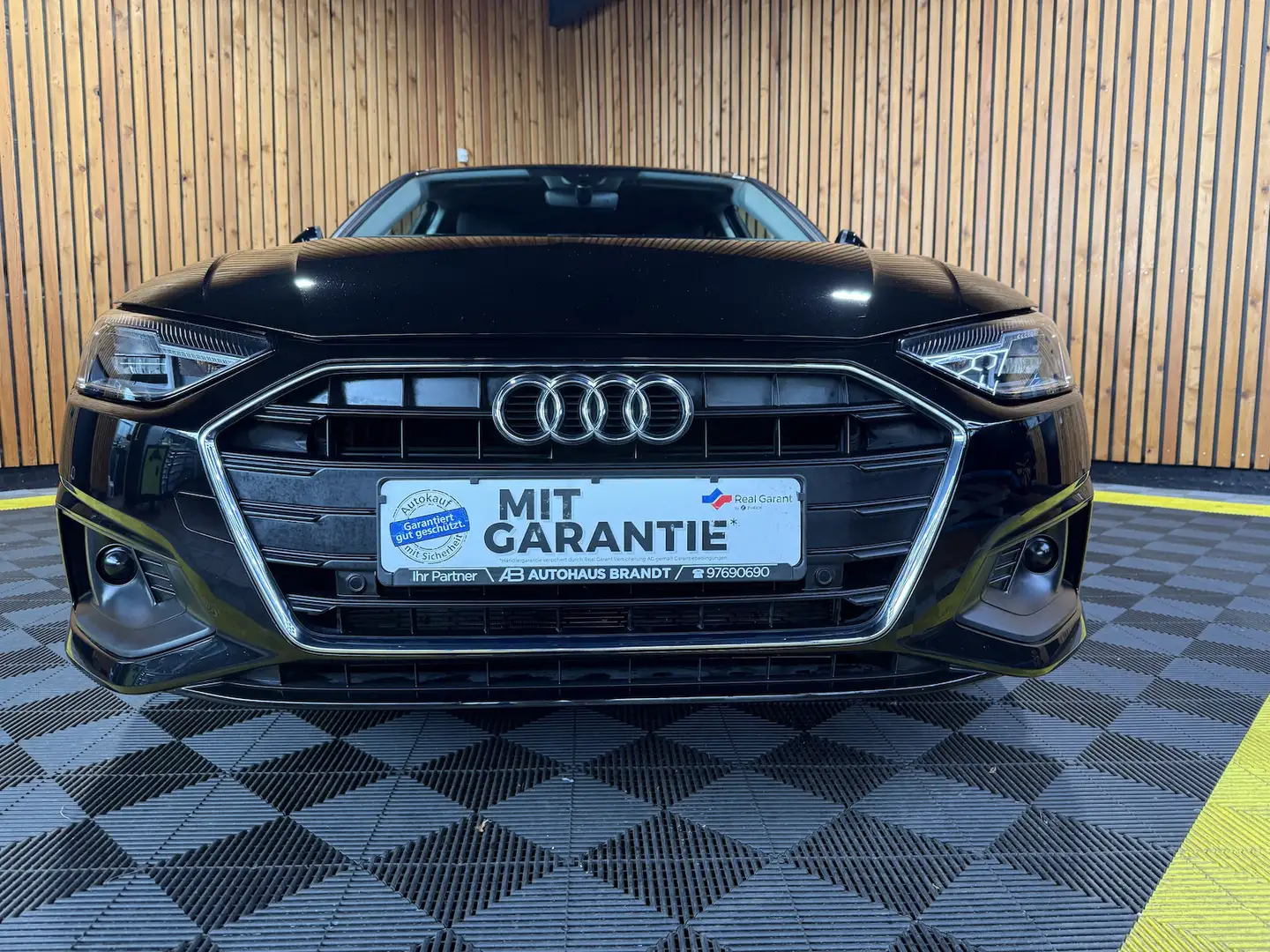 Audi A4 Avant 2,0 TDI Aut. *Navi+*ACC*AHK*Kamera*App* Schwarz - 2