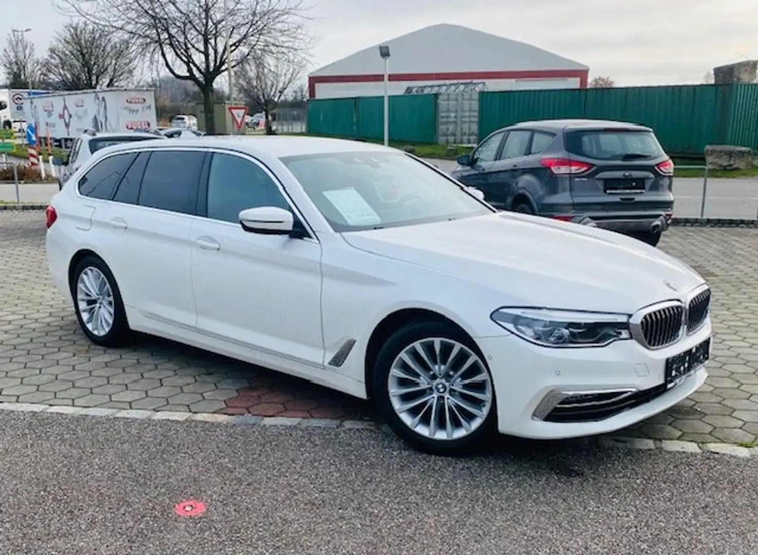 BMW 520 520 d xDrive Luxury Line Weiß - 2