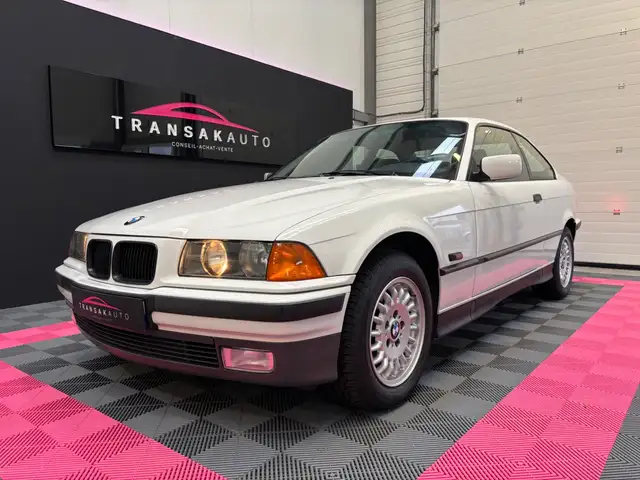 BMW 318 318 iS