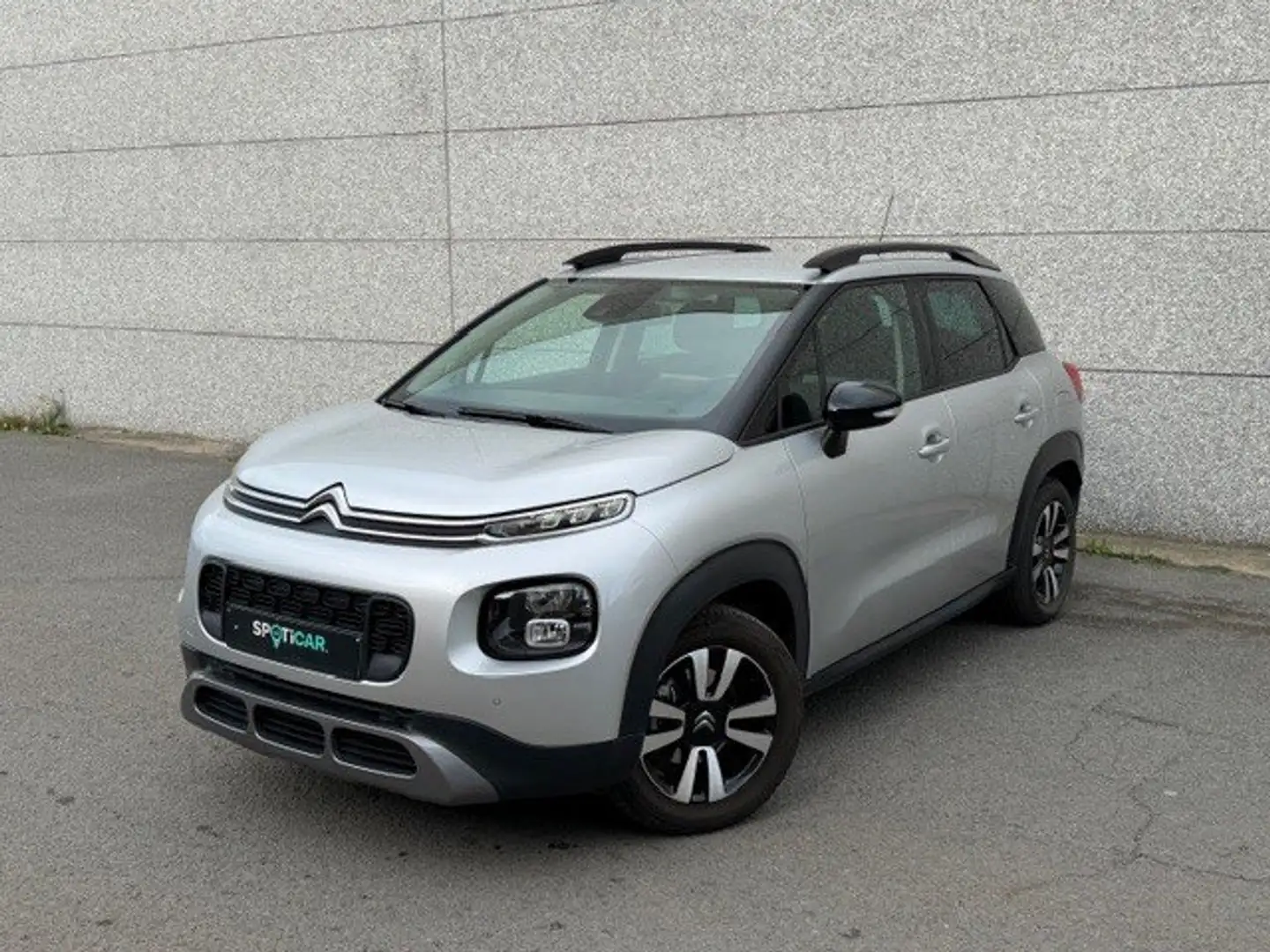 Citroen C3 Aircross *GPS*CAMERA* 1.2 BENZ 110 PK EAT SHINE Grijs - 1