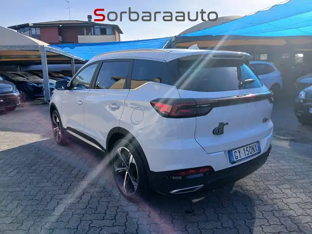 DR Automobiles DR6.0 view 2