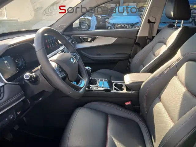 DR Automobiles DR6.0 view 12