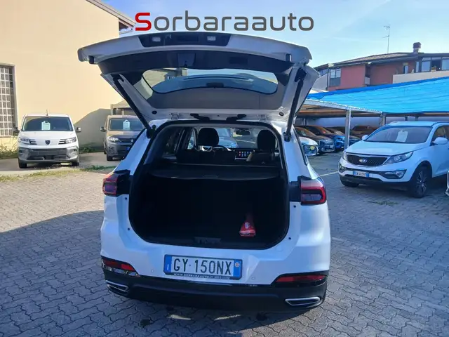 DR Automobiles DR6.0 view 10