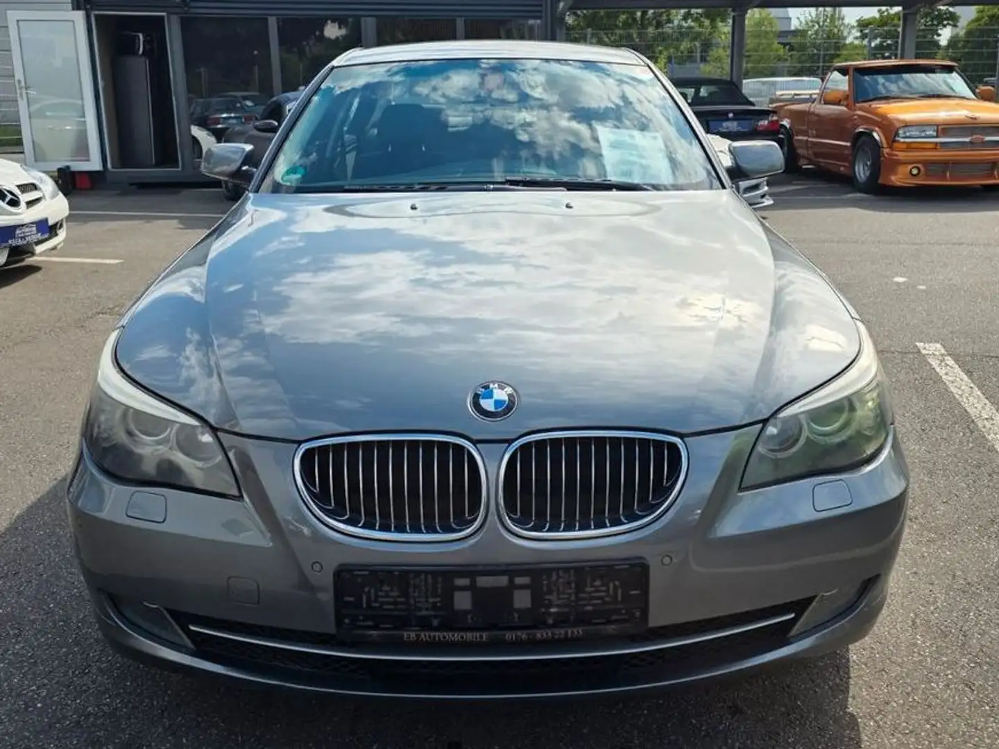 BMW 523 Baureihe 5 Lim. 523i Grau - 2