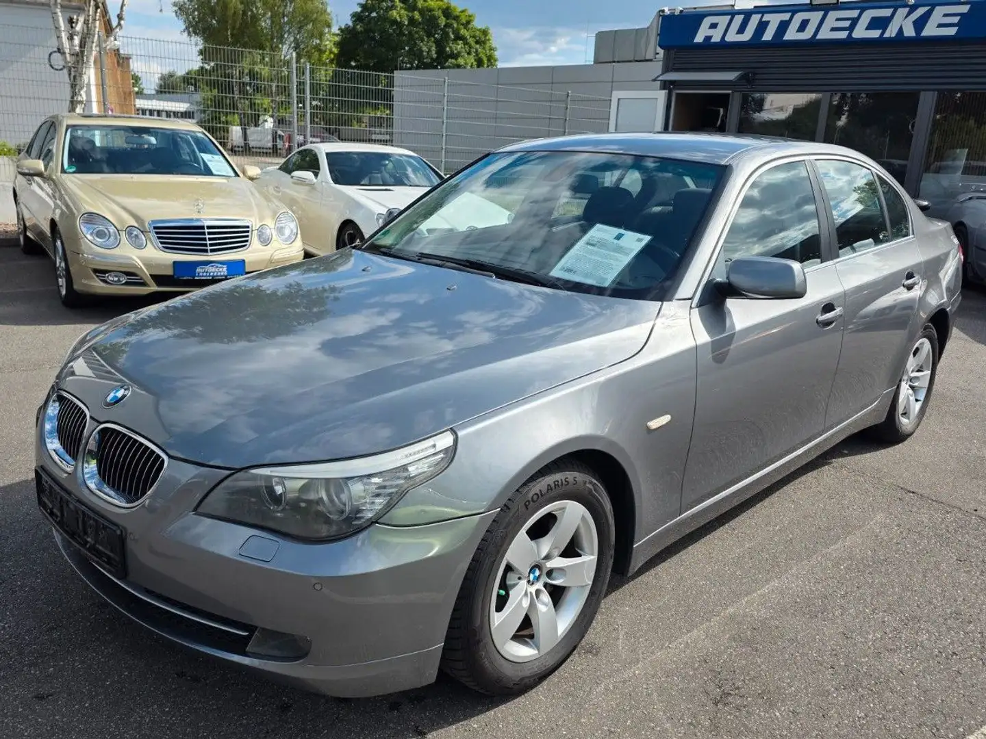 BMW 523 Baureihe 5 Lim. 523i Grau - 1