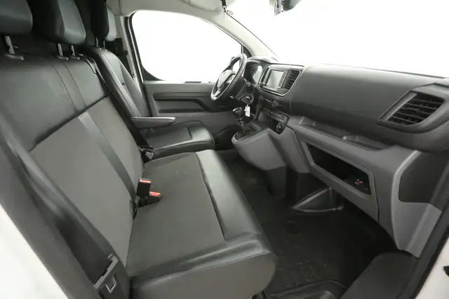 Opel Vivaro view 4