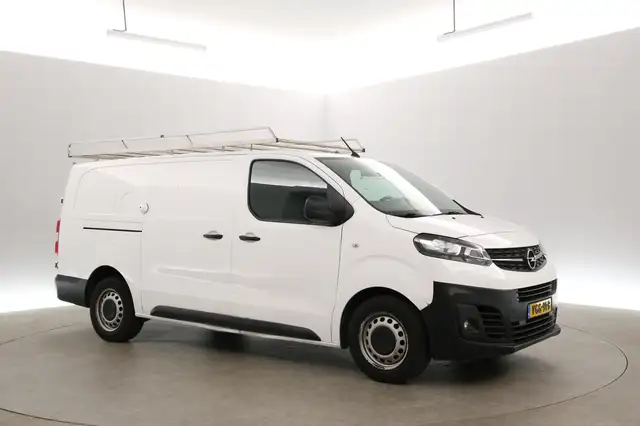 Opel Vivaro view 6