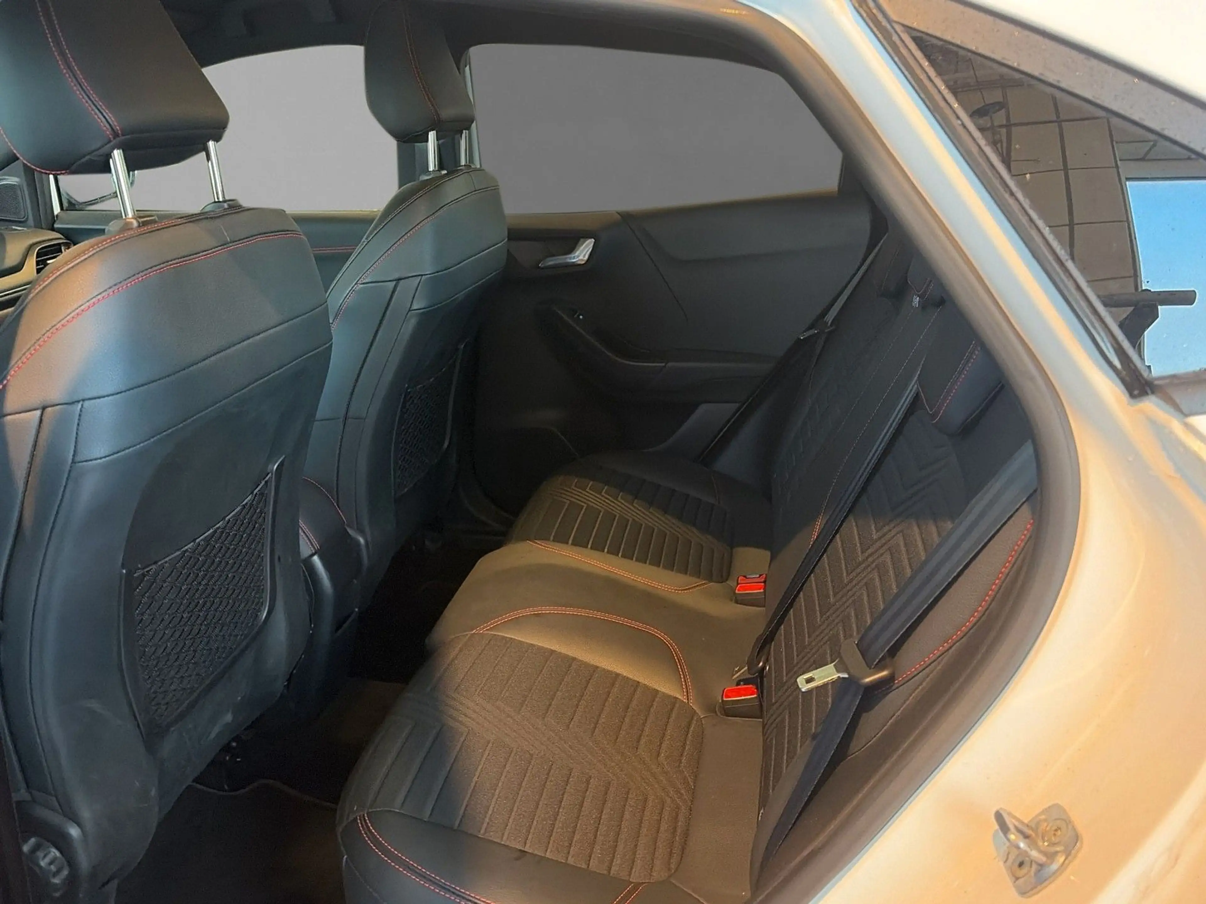 Ford Puma ST-Line X — photo 10