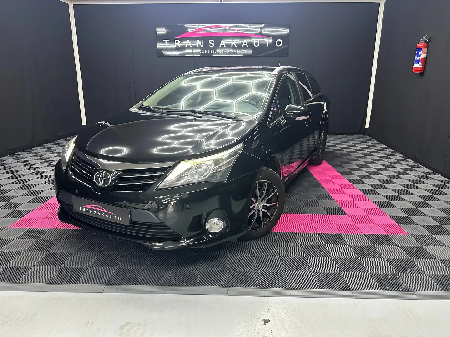 Toyota Avensis Avensis SW 1.8i Comfort/ AUTO/ Garantie 12 Mois Zwart - 2
