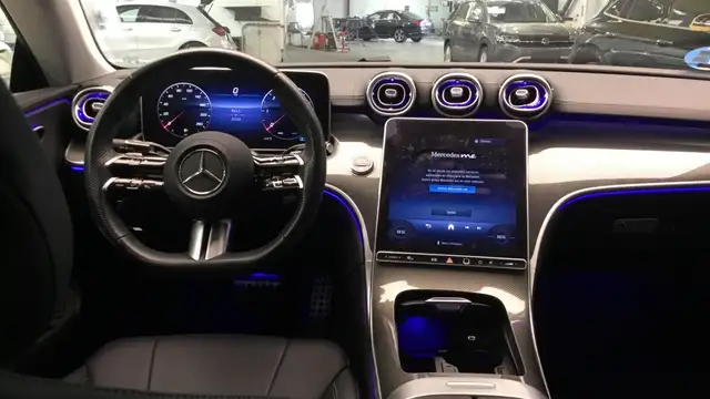 Mercedes-Benz Cle view 8
