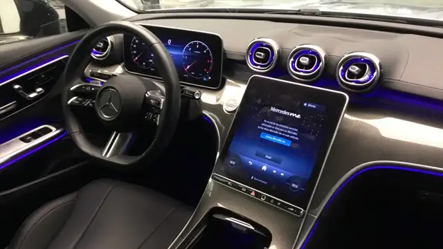 Mercedes-Benz Cle view 10