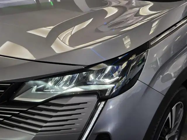 Peugeot 5008 view 6