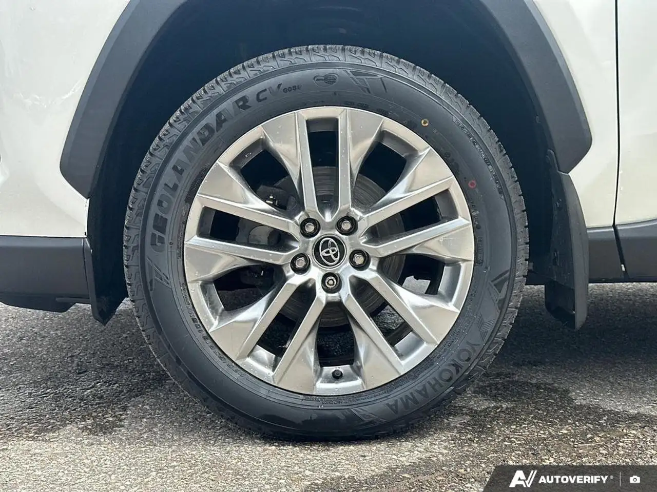 Toyota RAV 4 снимка Toyota RAV 4
