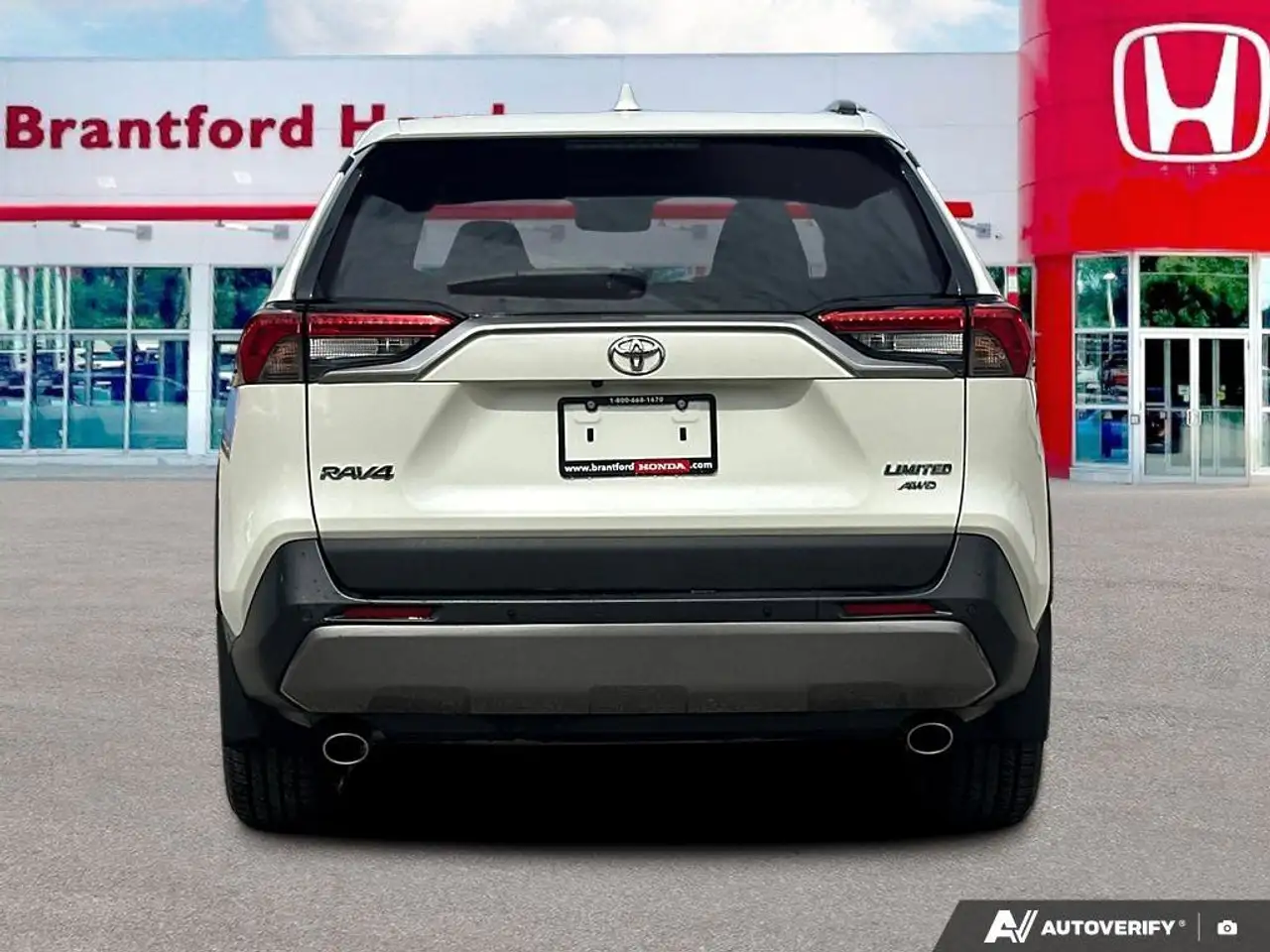 Toyota RAV 4 снимка Toyota RAV 4
