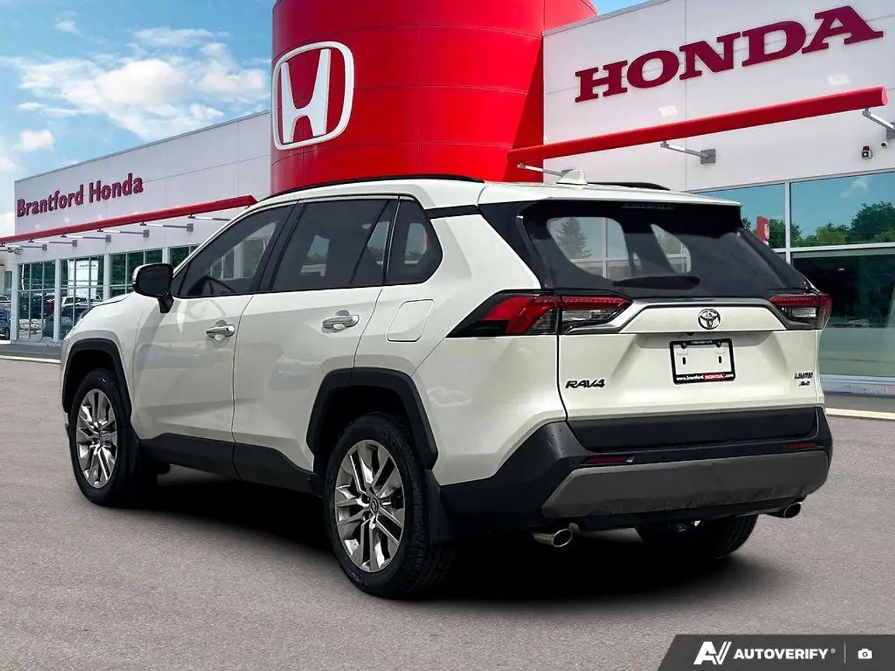 Toyota RAV 4 снимка Toyota RAV 4