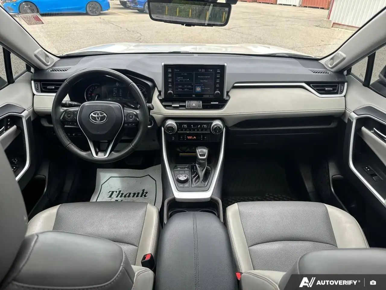 Toyota RAV 4 снимка Toyota RAV 4