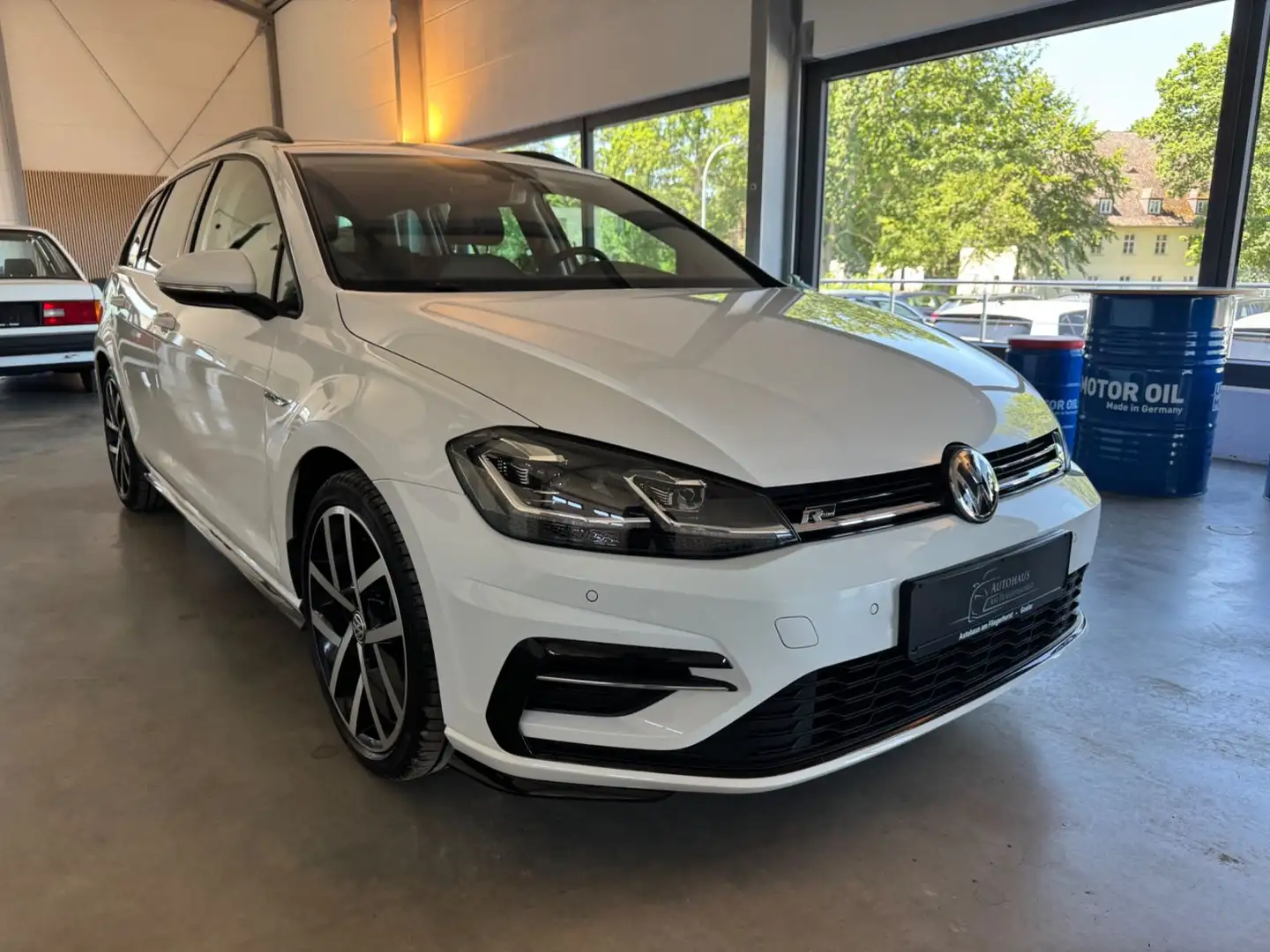 Volkswagen Golf VII Variant 1.5 TSI R-Line LED/ACC/PDC/Navi Weiß - 2
