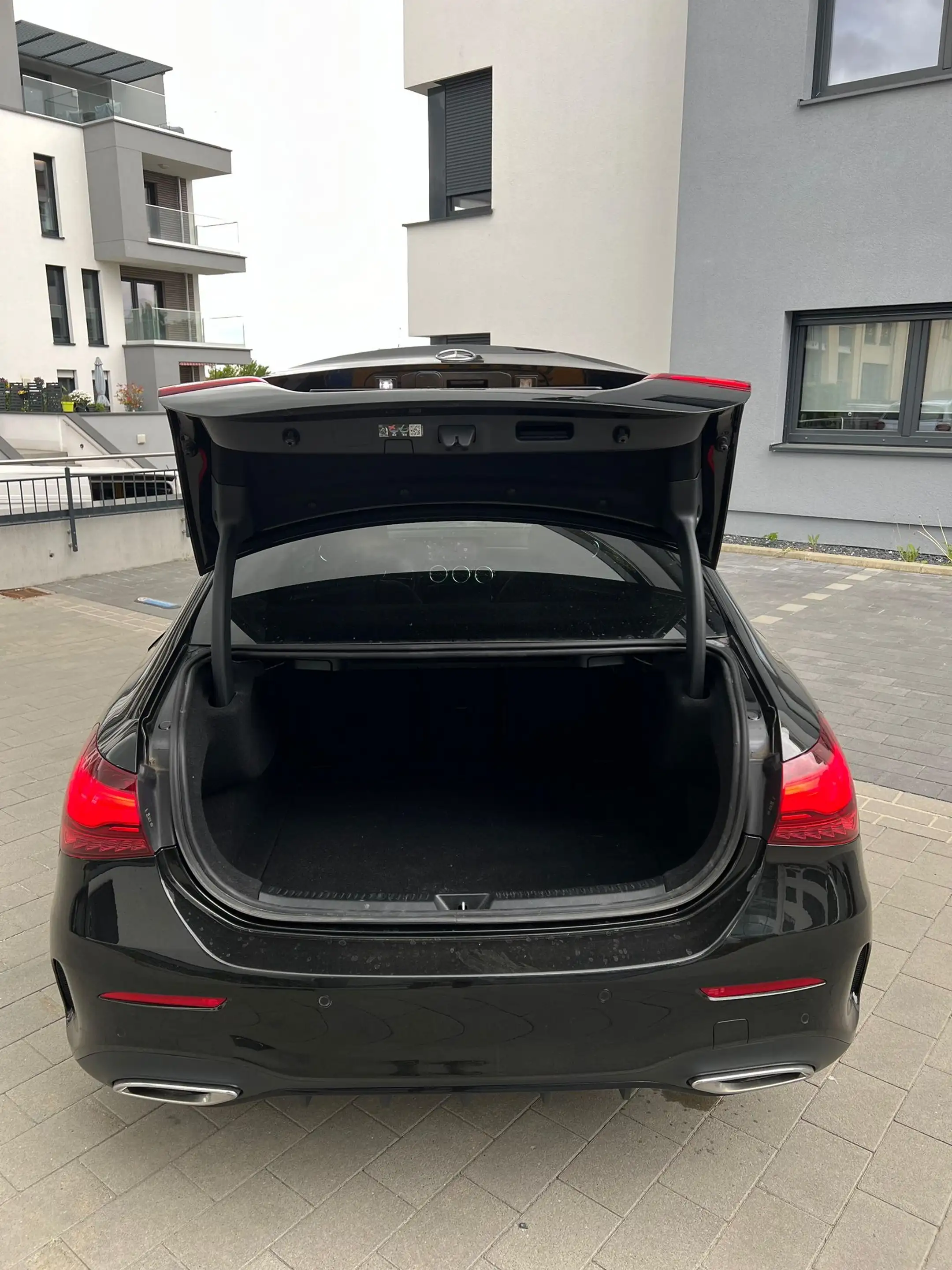 Mercedes-Benz A 200 AMG LINE — photo 10