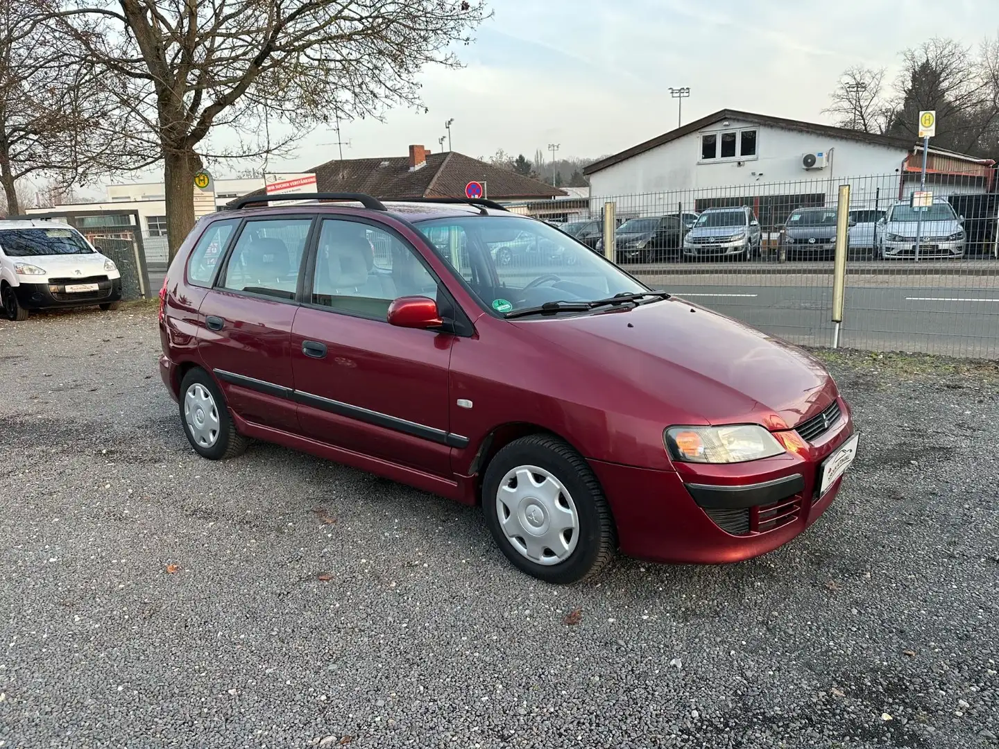 Mitsubishi Space Star 1,6 Comfort 1.Hand TÜV Neu Rot - 1