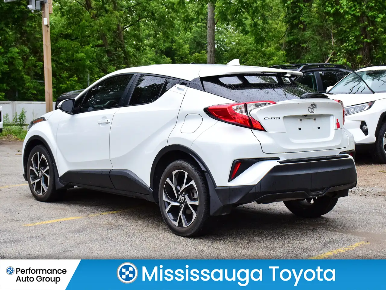Toyota C-HR photo Toyota C-HR