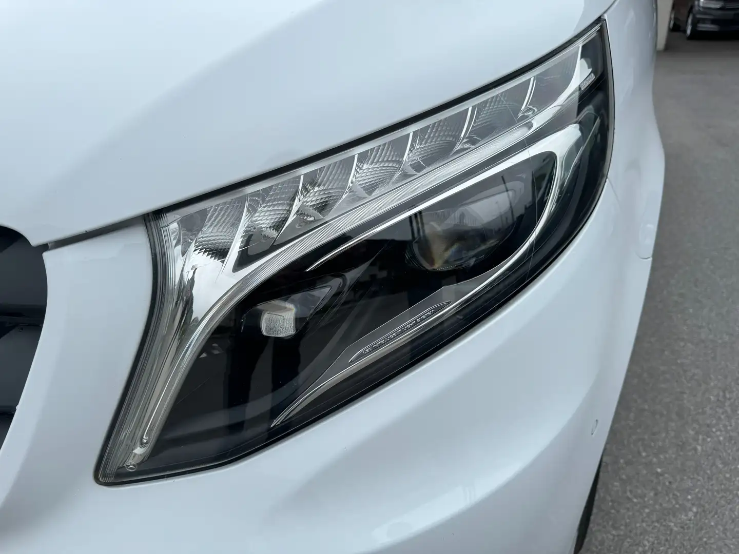 Mercedes-Benz Vito 116 CDI Select 4x4 lang LED Standheizung AHK Bianco - 2