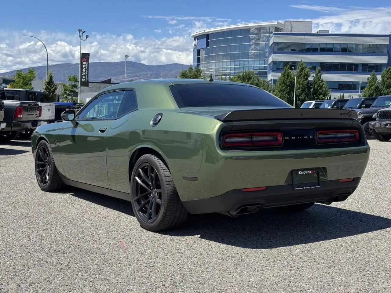 Dodge Challenger снимка Dodge Challenger