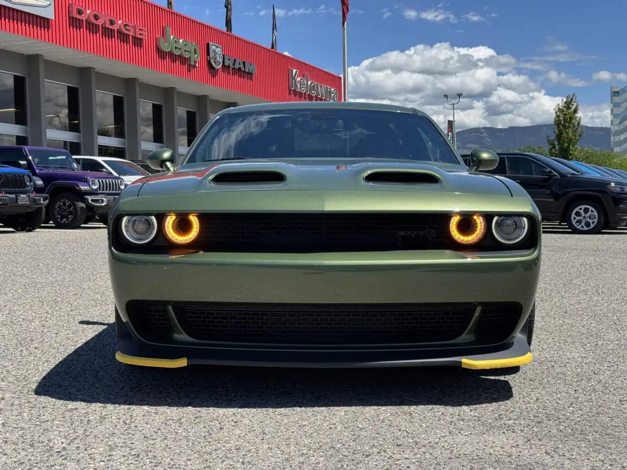 Dodge Challenger снимка Dodge Challenger