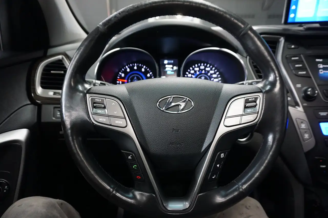 Hyundai SANTA FE снимка Hyundai SANTA FE