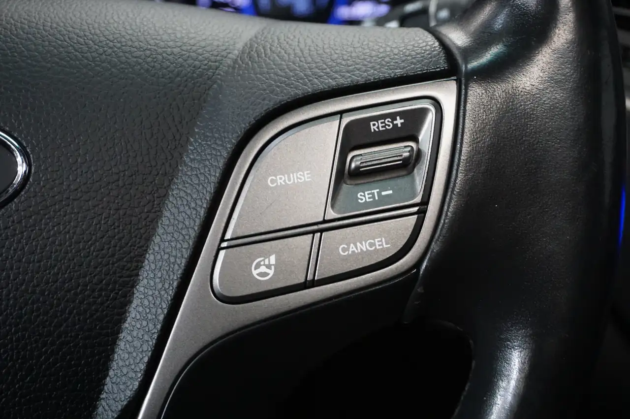 Hyundai SANTA FE снимка Hyundai SANTA FE