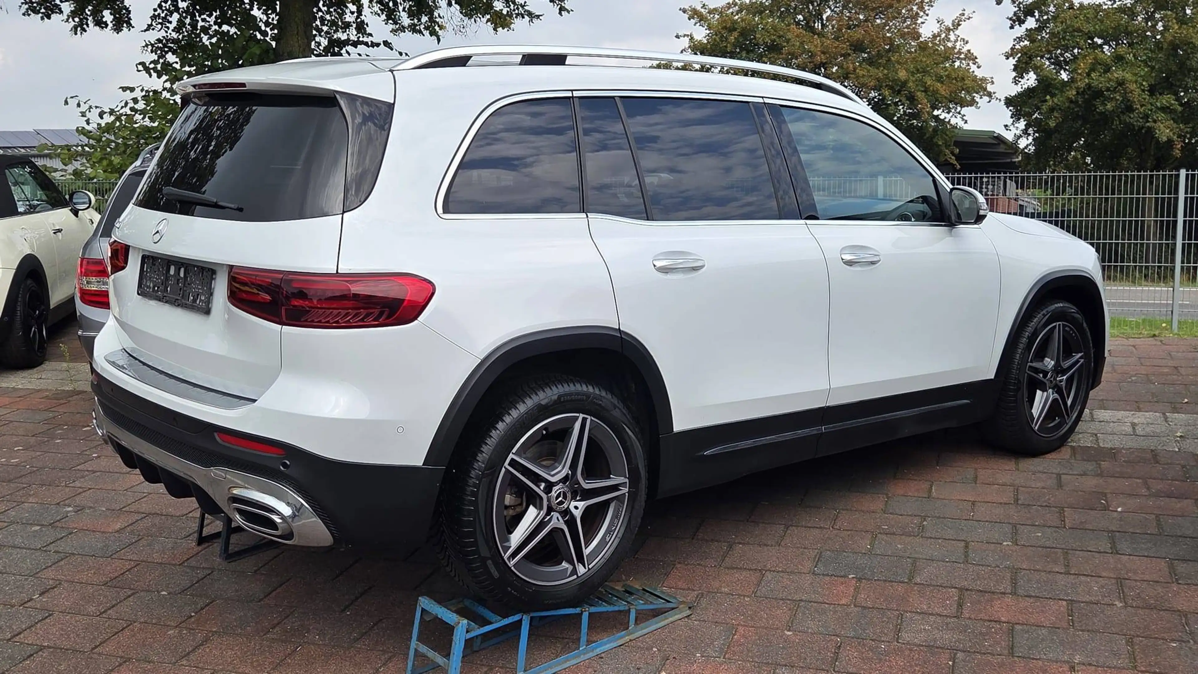 Mercedes-Benz GLB 200 GLB 200 AMG Panorama Distronic Memory Keyless — photo 5