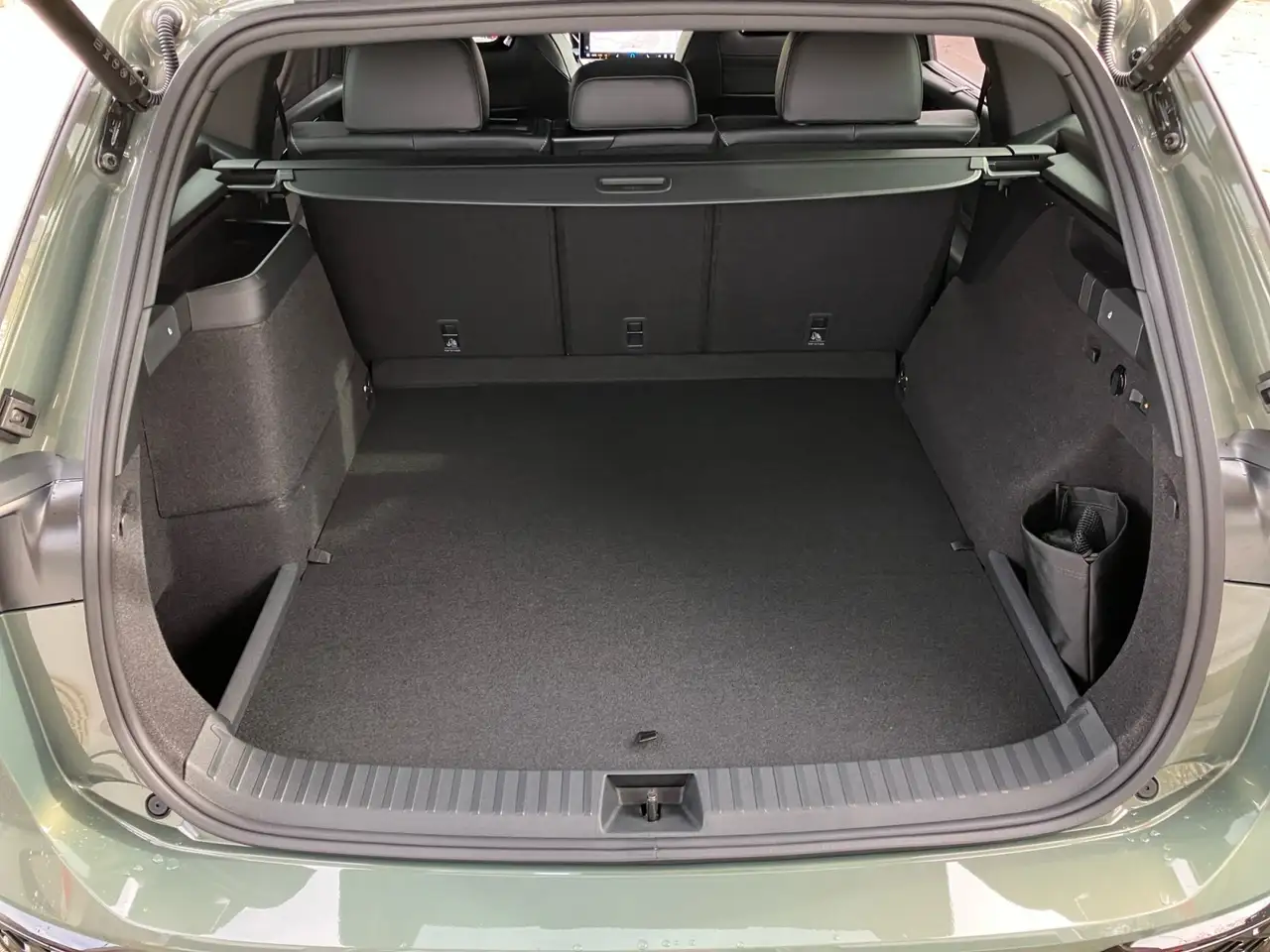 Volkswagen Tayron eHybrid 204 PS R-Line Tageszulassung 20%! 11