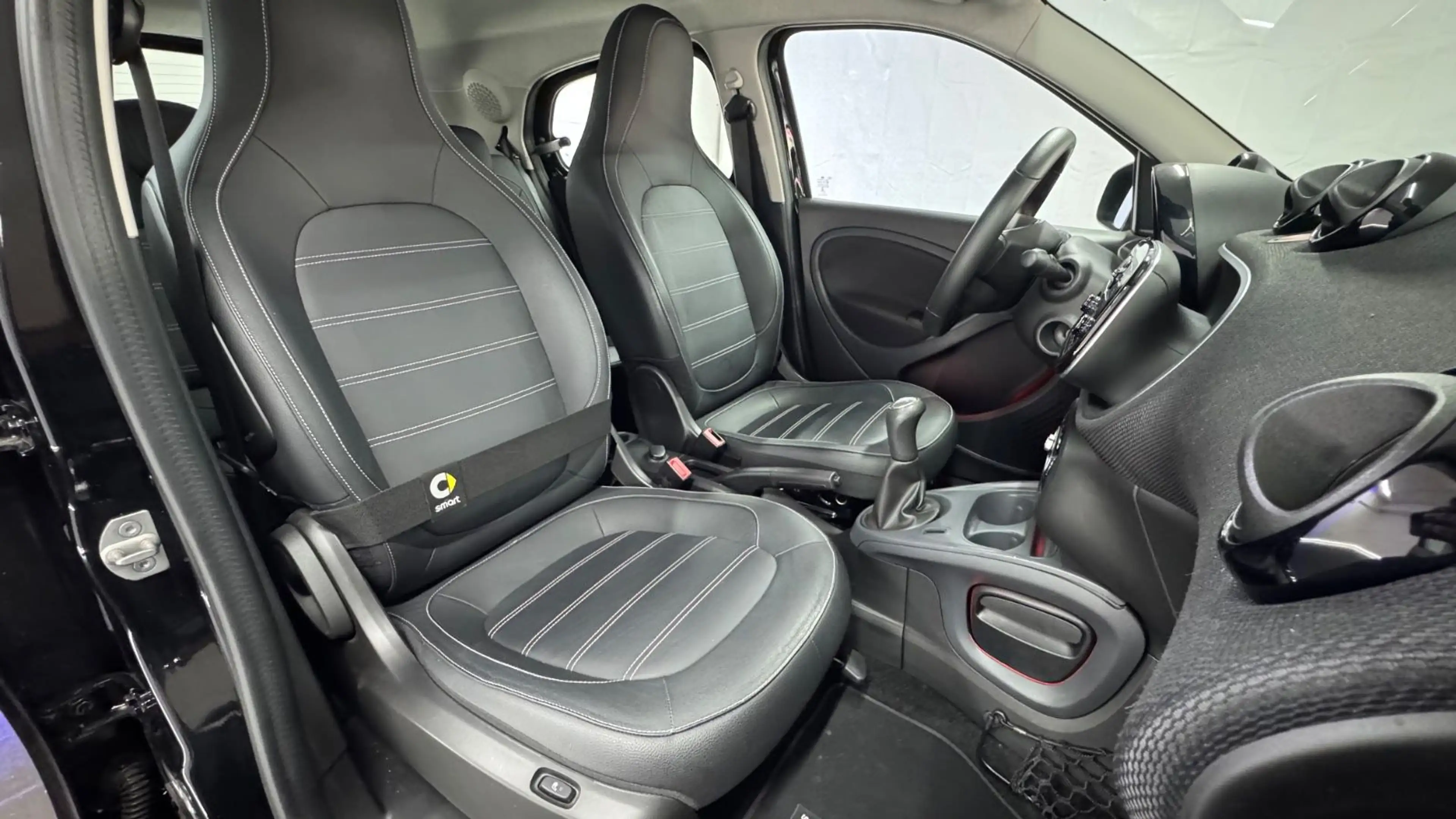 smart forFour SZHG LEDER PDC ALU/ALWET. TEMPOMAT DAB — photo 12