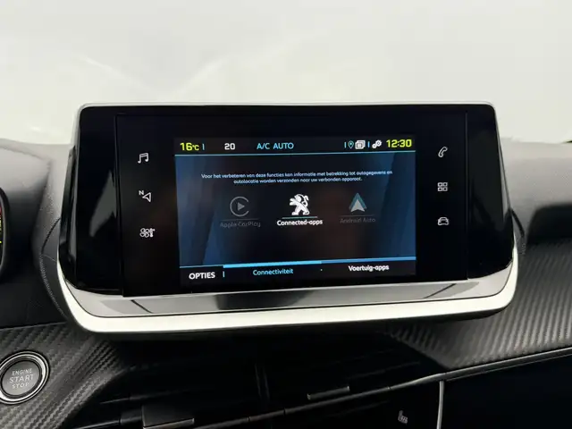 Peugeot e-208 view 14