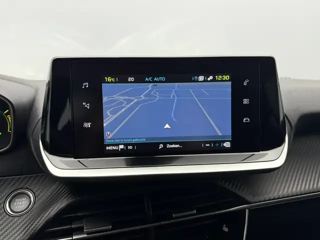 Peugeot e-208 view 6