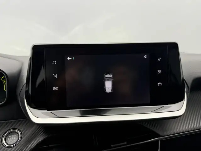 Peugeot e-208 view 20