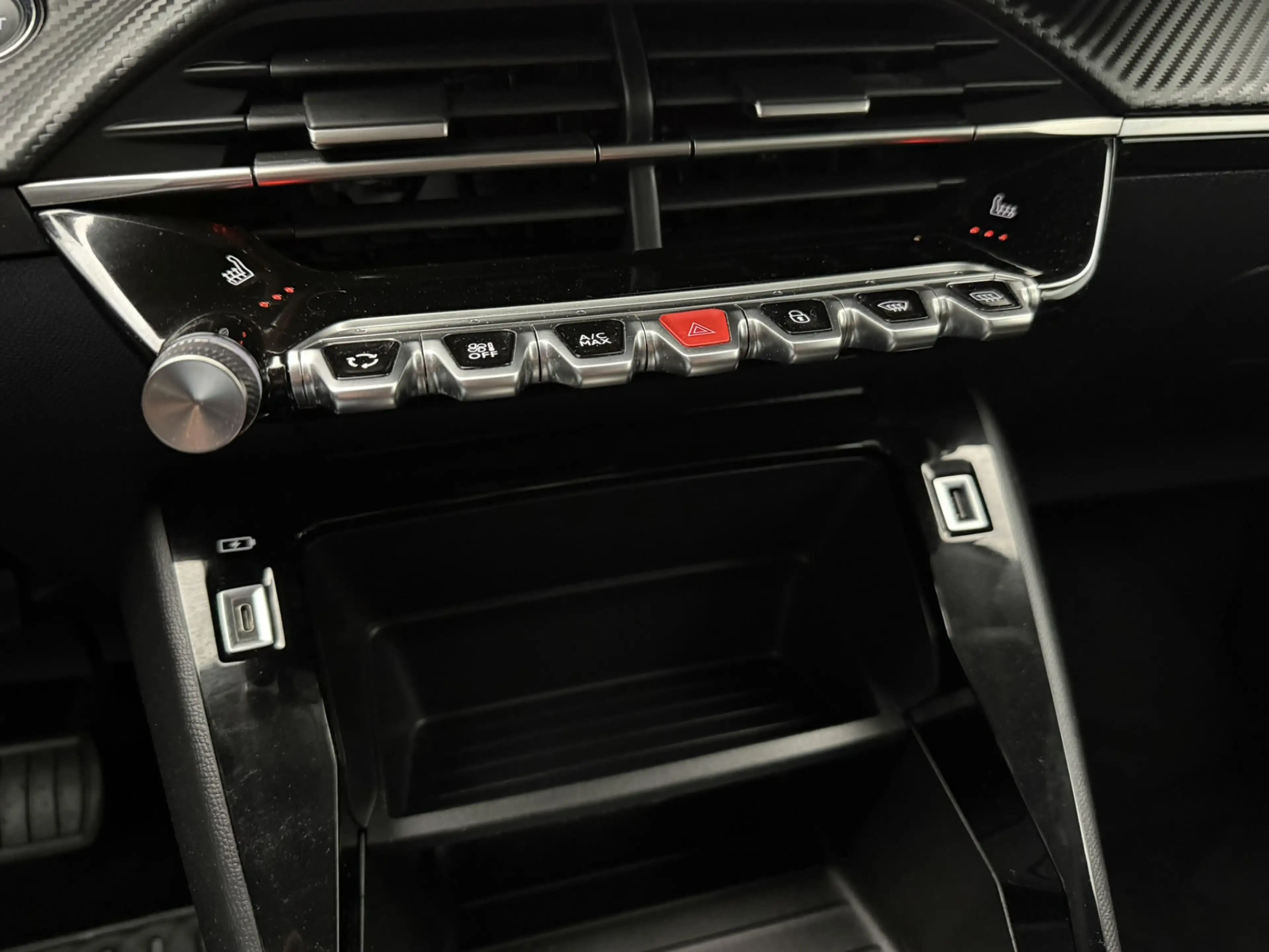 Peugeot e-208 EV Active Pack 50 kWh 3-Fase SOH 95,6% | Stoelverw — photo 12