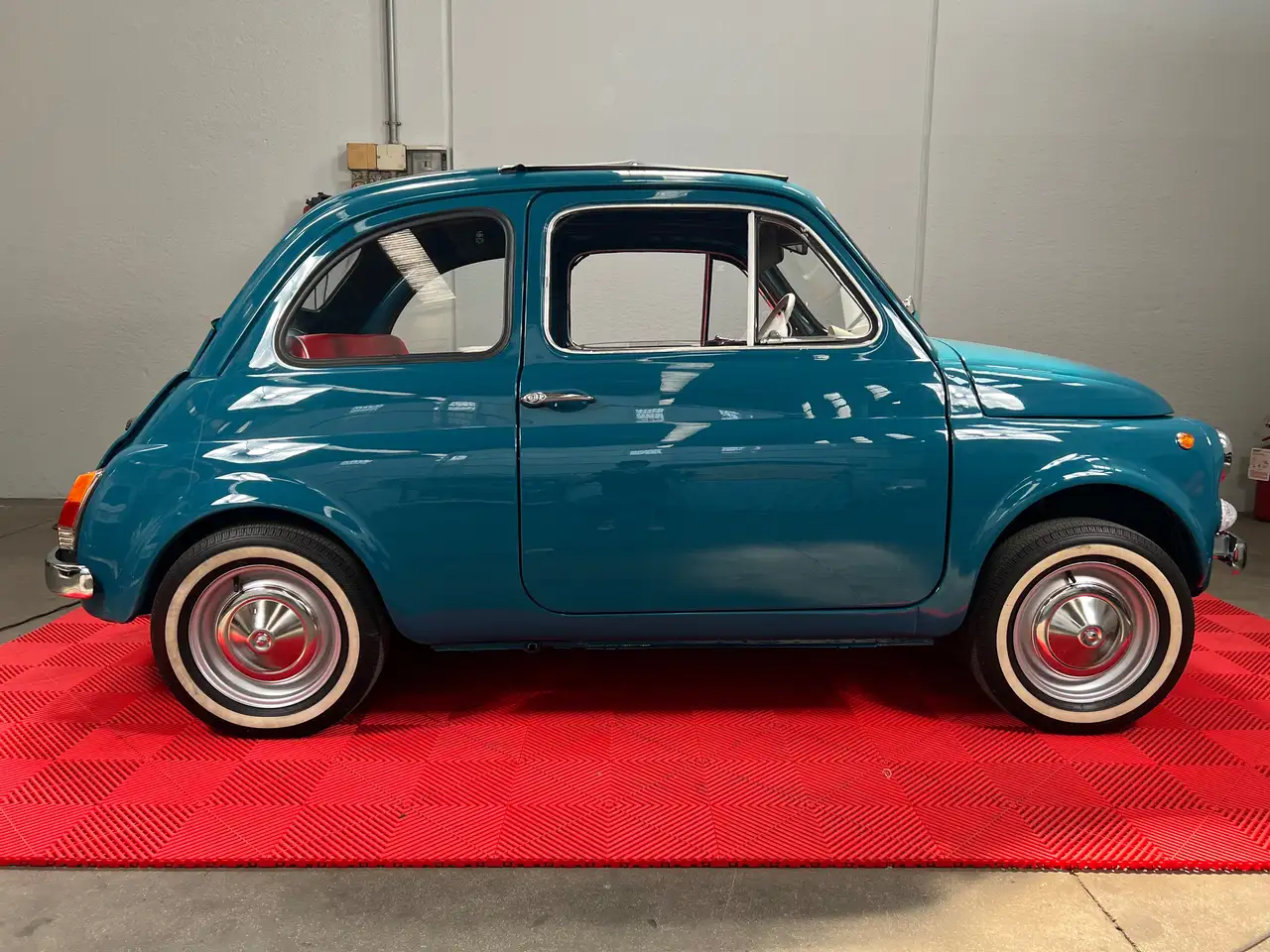 Fiat 500 f, foto 1