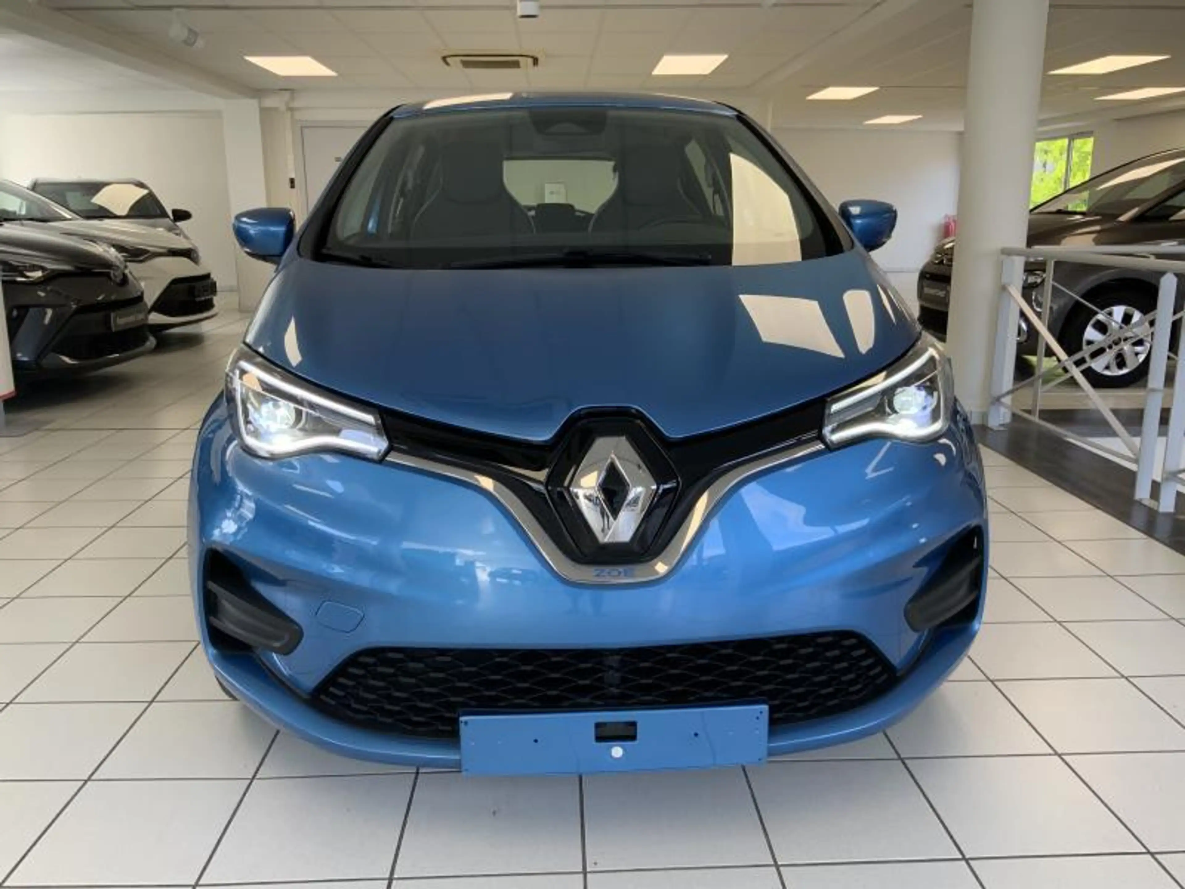 Renault ZOE X — photo 2