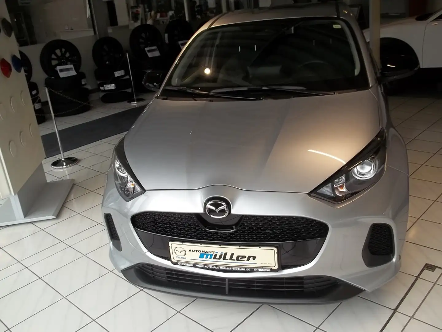 Mazda 2 Hybrid 1.5L Hybrid VVT-i CENTRE-LINE Argent - 1
